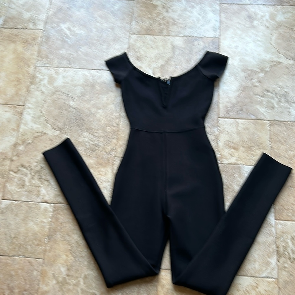 Fitted bandage jumpsuit